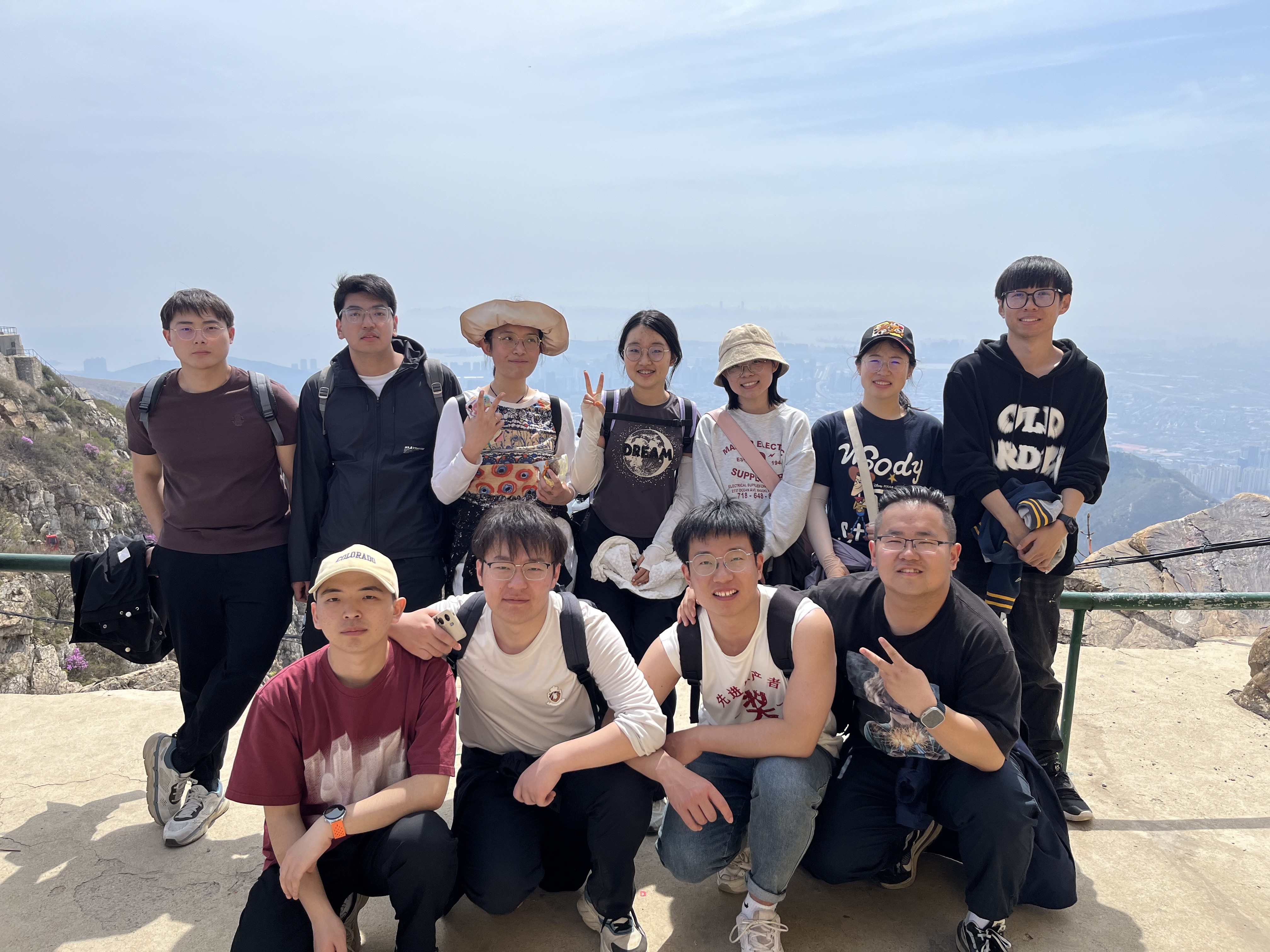 实验室同学组织爬山
